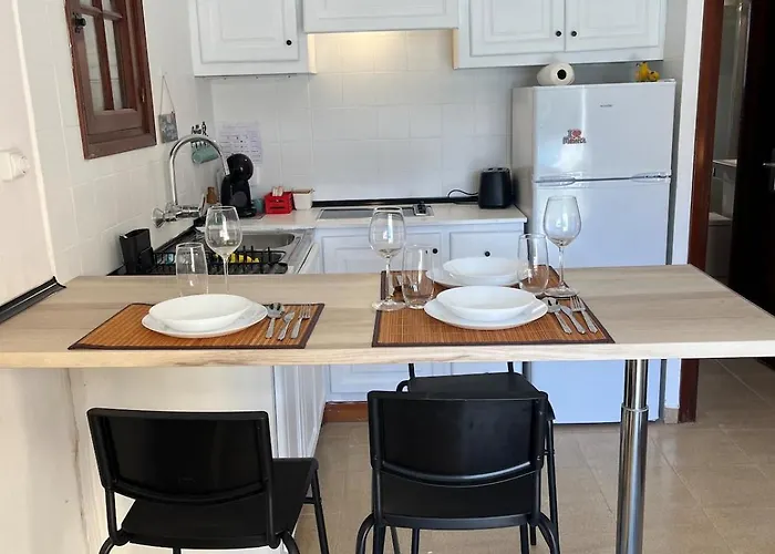 Cozy In Walk To Apartamento *